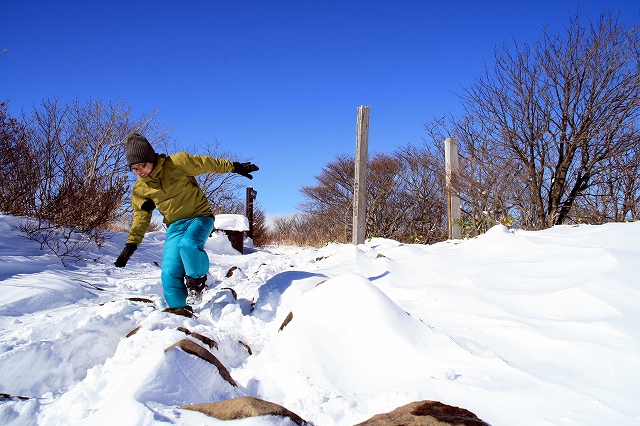 雪の泉ヶ岳_e0137200_18452651.jpg