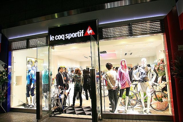 原宿のスポーツウェアショップ Krabo S Photolog 原宿のスポーツウェアショップ Krabo S Photolog