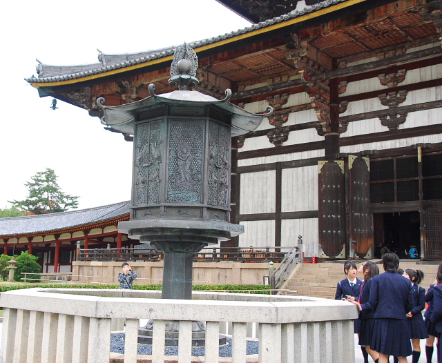 奈良・・・東大寺（２）　金堂（大仏殿）_b0053765_2316436.jpg