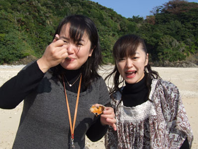 黒糖焼酎ファンのお二人_e0028387_2346583.jpg