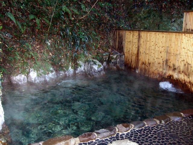 「鮎の茶屋」と「大沢温泉」と_f0053895_2115938.jpg