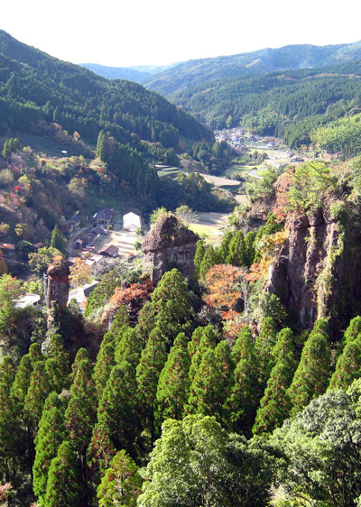 紅葉ドライブ-黒木町-霊巌寺の奇岩とお茶の里公園_a0097006_18123098.jpg