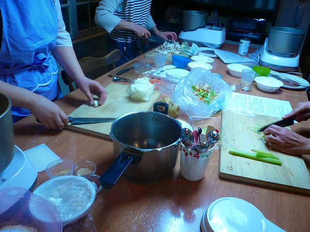 11月22日(土) お楽しみパンクラブ(ニーダー)_d0138307_0545339.jpg