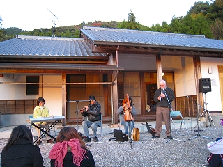 e0002820_18265799.jpg
