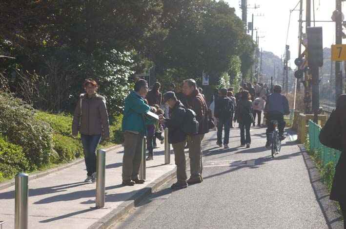 洞門山の保全求める署名、９０００人に（11月25日現在）_c0014967_23295147.jpg