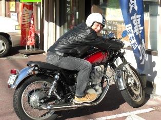 おじさんライダー_f0166704_1534203.jpg