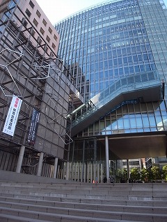 お茶の水 明治大学 インソース東へ西へ お茶の水 明治大学 インソース東へ西へ
