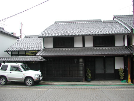 ブログはじめました。_e0164563_1339995.jpg