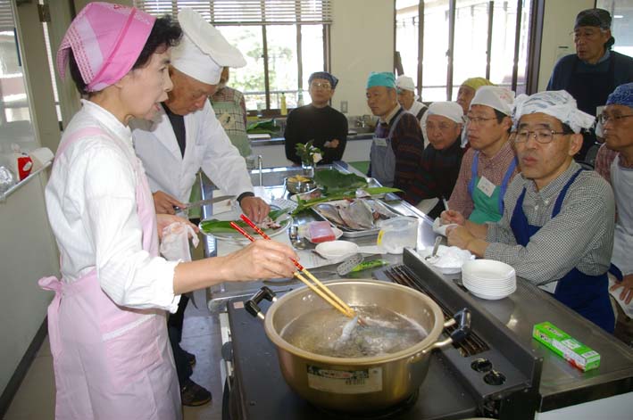 「男性のための料理入門」最終回③うしお汁の作り方 _c0014967_13593377.jpg