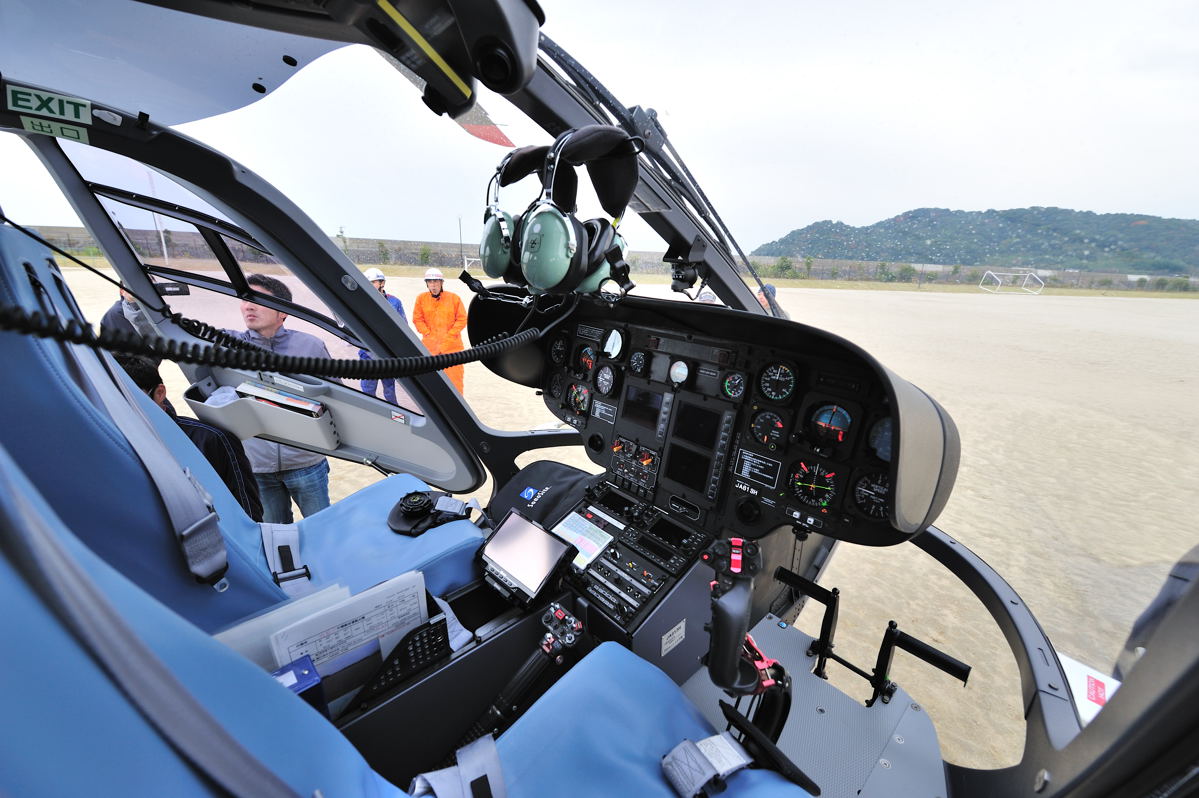 EC-135Euroicopterフェネストロン モード1 飛行済新品バッテリ EC-135Euroicopterフェネストロン モード1 飛行済新品バッテリ