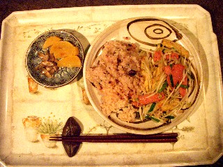 今日の夕飯はモヤシ炒め_e0166355_1824158.jpg