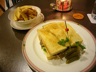 ア クールヴェールカフェ（ナイトタイム）_a0036952_23314127.jpg