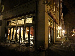 ア クールヴェールカフェ（ナイトタイム）_a0036952_2334835.jpg