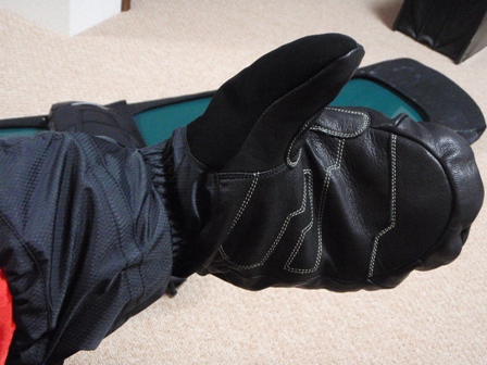 BlackDiamond MERCURY MITT_c0147398_22503695.jpg