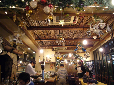飾り付けとベランダ菜園談義。_e0058443_193079.jpg