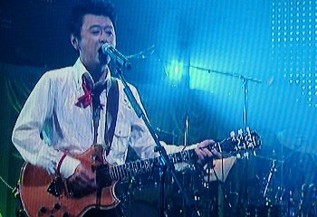 桑田佳祐~ひとり紅白歌合戦_a0082865_144308.jpg