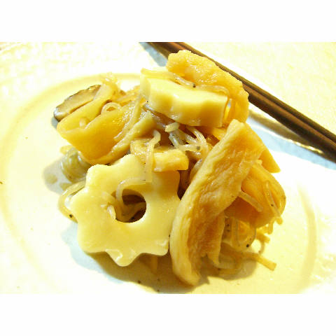 *切干大根とちくわぶの煮物*と新しい食べ方_c0163906_7354622.jpg