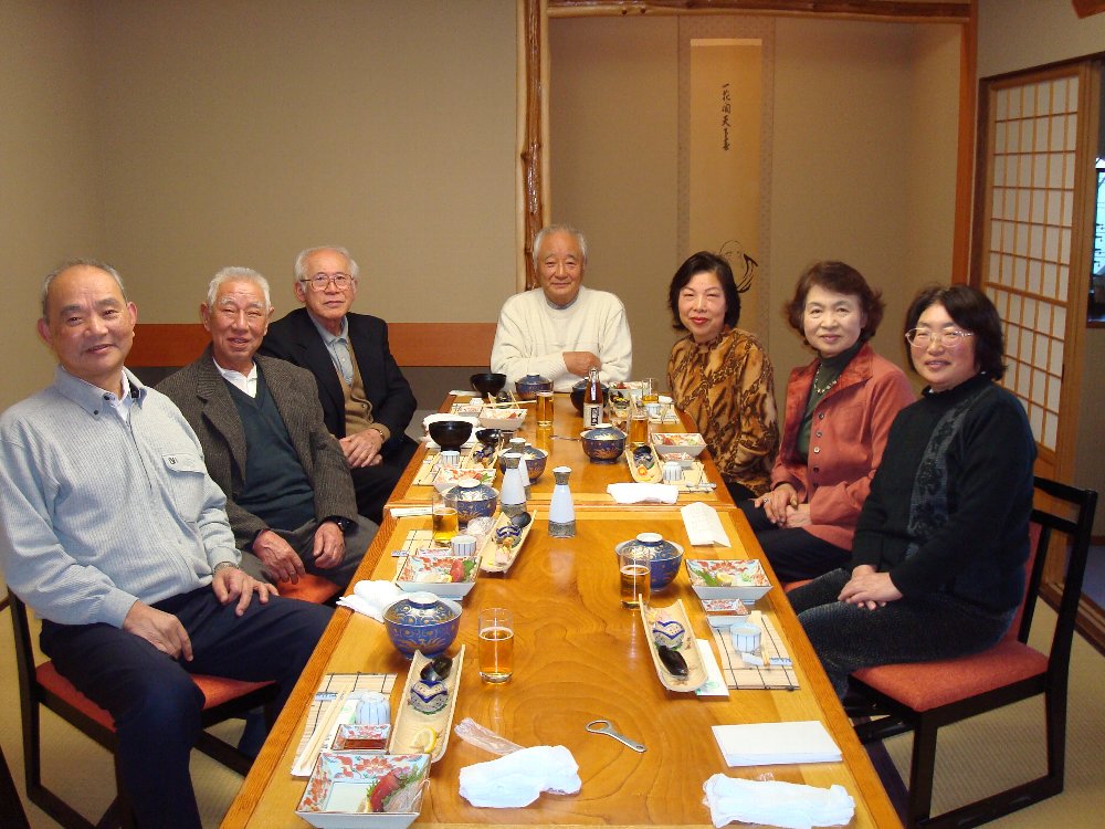 安傳寺の冬囲いと役員忘年会_e0087201_23113294.jpg