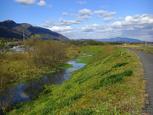 b0088444_0283695.jpg