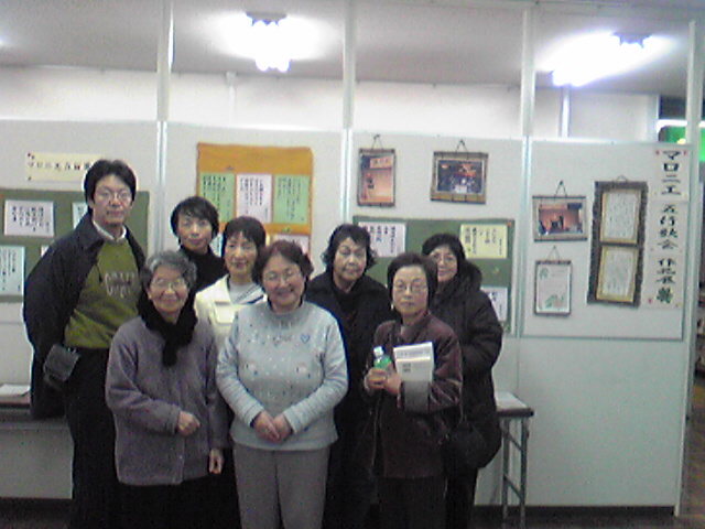 f0051668_2354930.jpg