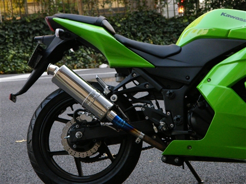 NINJA250R BEET スリップオンマフラー　ニンジャ250r