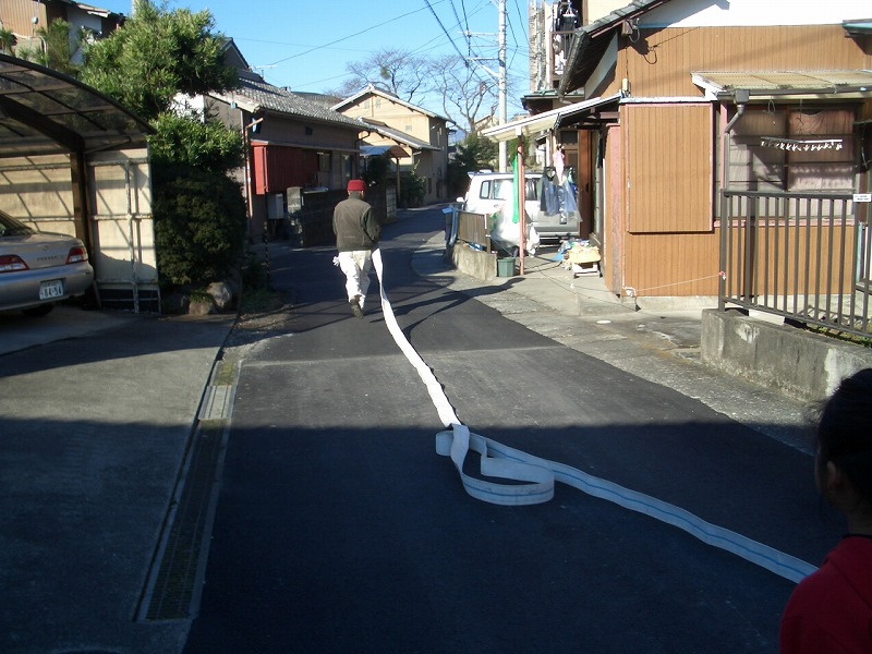 冬の「防災訓練」 放水は町内全域をカバーできるだろうか?_f0141310_23345341.jpg