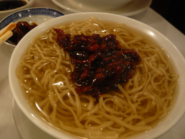 豚の肺入り杏仁スープとか鳩とか_c0100865_8551384.jpg