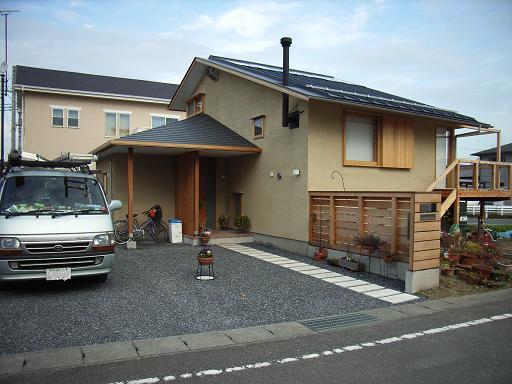 Nさんのいえ 薪小屋ほぼ完成 2008/12/5_a0039934_1952330.jpg
