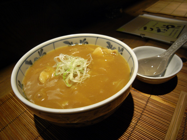 真夜中のUDON_e0082981_23301552.jpg