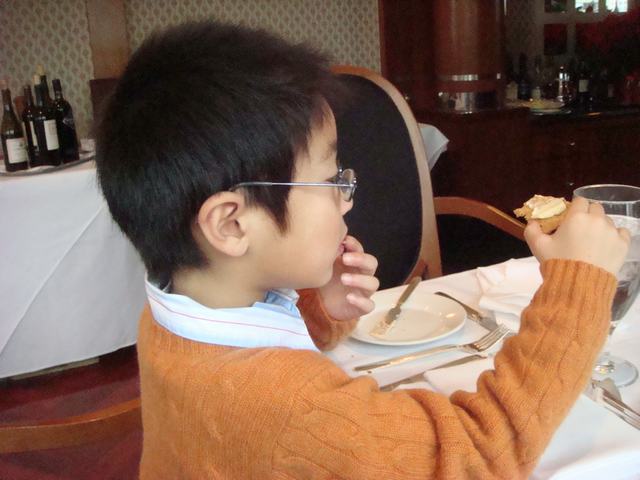 d0100880_562793.jpg