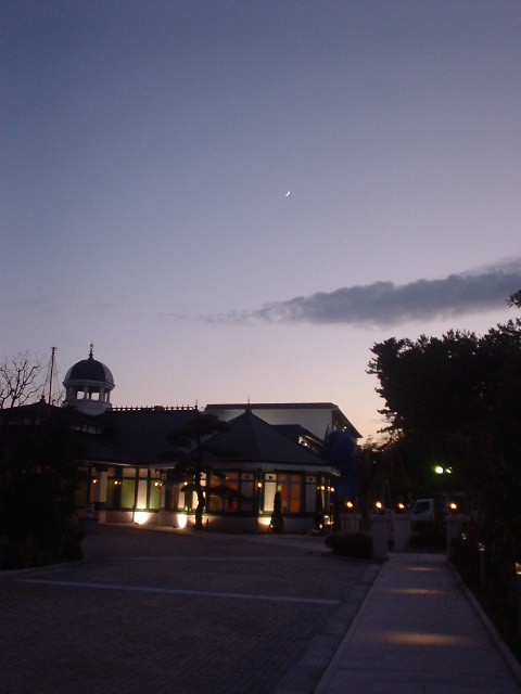 夜・月・・・_d0039111_11332856.jpg