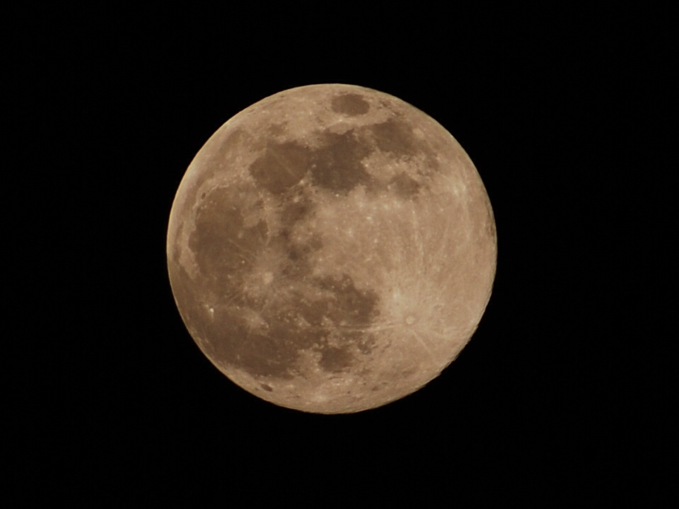 a full moon_d0130980_21565441.jpg