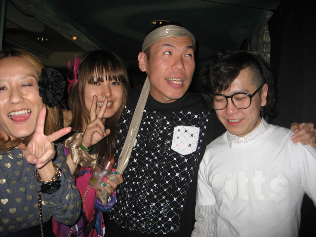 \"mingle\" 遅刻 \"GONZO\" 早出_f0170779_18241874.jpg
