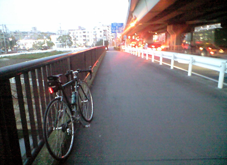 自転車通勤ちょっと遠回り_e0034994_20235078.jpg