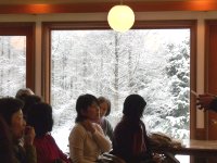 ゆきえさんの背景は雪景色。_f0019247_187188.jpg