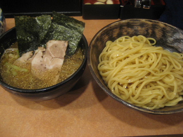 節の一文の「節つけ麺」＋塩味＋野菜大盛＠日野市豊田_b0042308_0295589.jpg