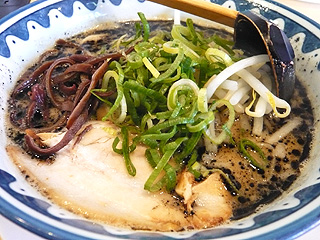 ラーメンオールスターズ・極一@米子 ☆ (黒トンコツ極めラーメン)_f0080612_22371282.jpg