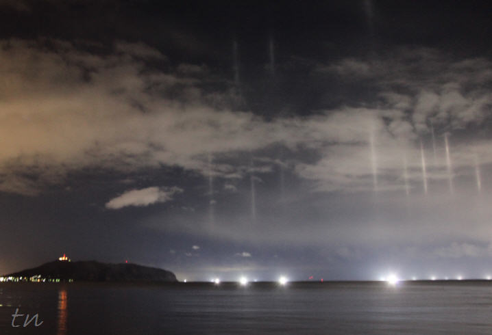 今日の漁火光柱 千軒見聞ろぐ 北海道