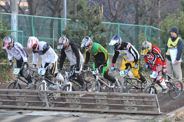 2008JOSF緑山ファイナルレースVOL 1：BMXエリート決勝最速情報_b0065730_2038591.jpg