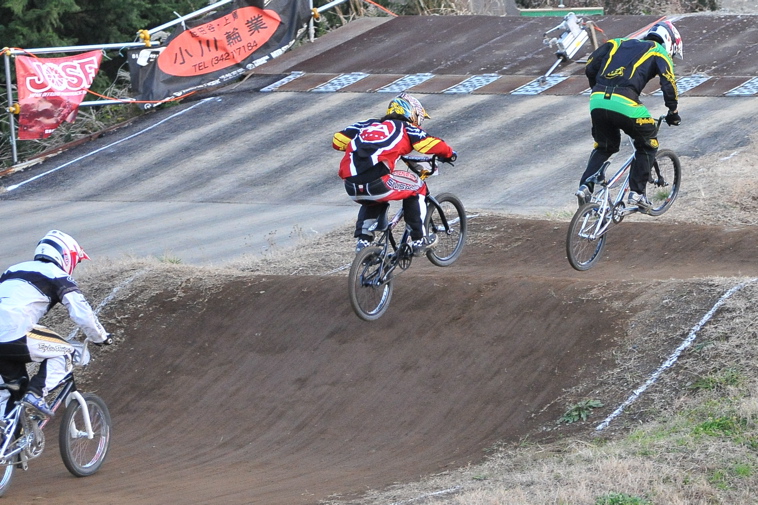 2008JOSF緑山ファイナルレースVOL 1：BMXエリート決勝最速情報_b0065730_20403914.jpg