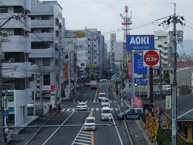 広電五日市駅 五日市駅南口歩道橋から望む 広島コンシェルジュ