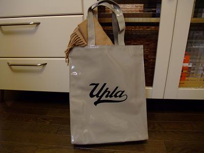 Upla「ウプラ」のショッピングバッグ_c0165245_1725885.jpg