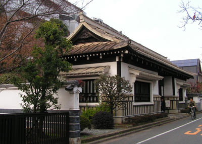 駒場4丁目_a0094959_1592270.jpg