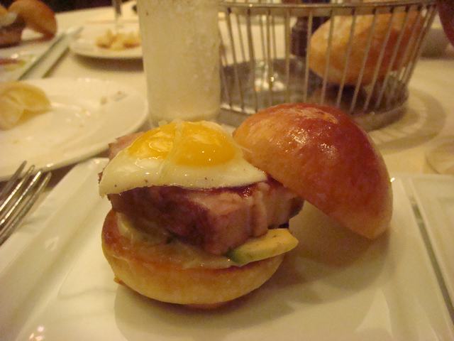 d0100880_2352811.jpg