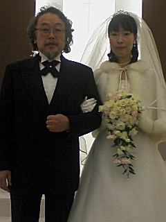 今日は可愛いい末娘の結婚式です！_f0042610_1025423.jpg