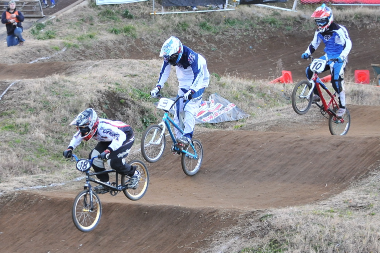 2008JOSF緑山ファイナルレースVOL3 ：BMXエキスパートクラス決勝_b0065730_123209.jpg