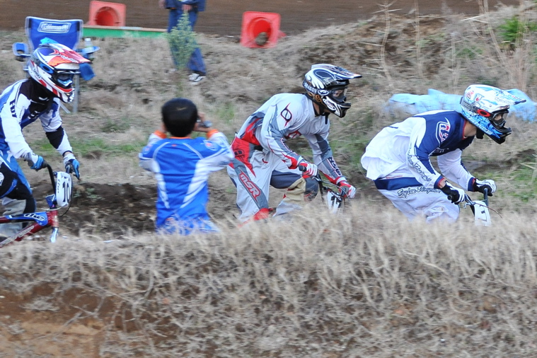 2008JOSF緑山ファイナルレースVOL3 ：BMXエキスパートクラス決勝_b0065730_1272781.jpg