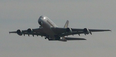 エアバス超大型旅客機A380を撮ったどーっ！_f0193752_15562147.jpg