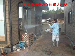 4枚の画像が語る現場_f0031037_19113757.jpg