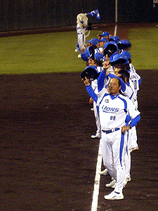 e0094804_233314.gif